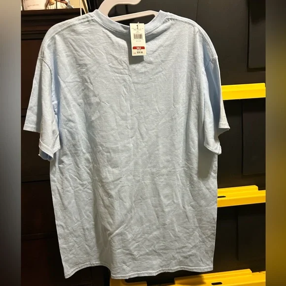 NWT Women’s Pink Floyd Distressed Tee Shirt. Size Medium. - Picture 3 of 5